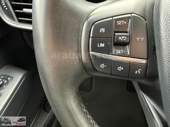 2024_HATASIZ_42.000KM'DE_1.5ECOBLUE 100 PS DELÜX 6 İLERİ_COURİER