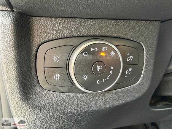 2024_HATASIZ_42.000KM'DE_1.5ECOBLUE 100 PS DELÜX 6 İLERİ_COURİER