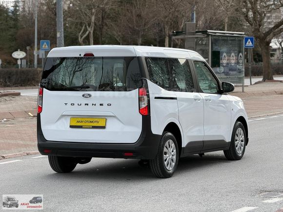 2024_HATASIZ_42.000KM'DE_1.5ECOBLUE 100 PS DELÜX 6 İLERİ_COURİER