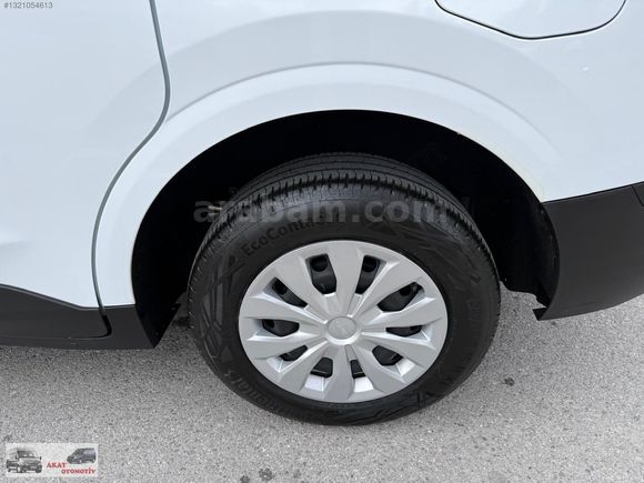 2024_HATASIZ_42.000KM'DE_1.5ECOBLUE 100 PS DELÜX 6 İLERİ_COURİER