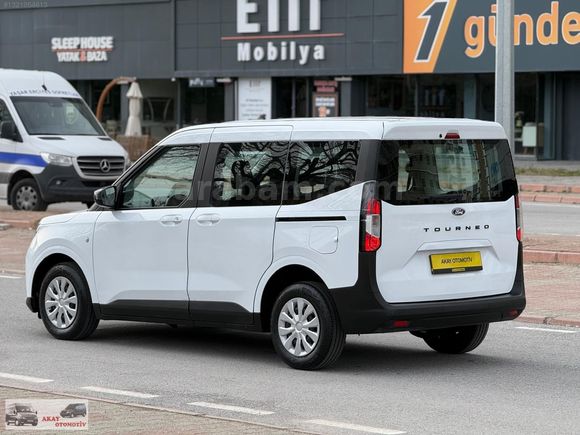 2024_HATASIZ_42.000KM'DE_1.5ECOBLUE 100 PS DELÜX 6 İLERİ_COURİER