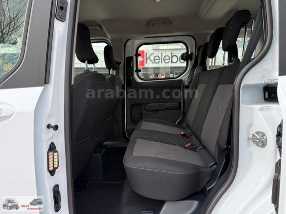 2024_HATASIZ_42.000KM'DE_1.5ECOBLUE 100 PS DELÜX 6 İLERİ_COURİER