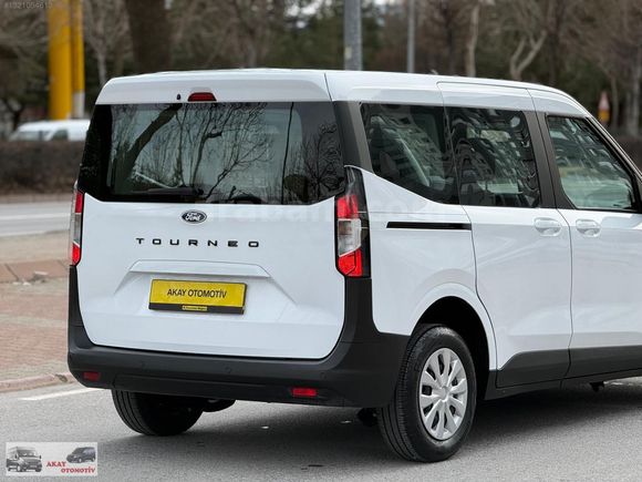 2024_HATASIZ_42.000KM'DE_1.5ECOBLUE 100 PS DELÜX 6 İLERİ_COURİER