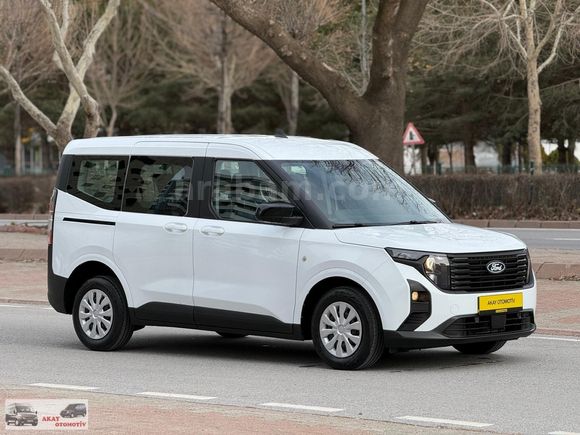 2024_HATASIZ_42.000KM'DE_1.5ECOBLUE 100 PS DELÜX 6 İLERİ_COURİER