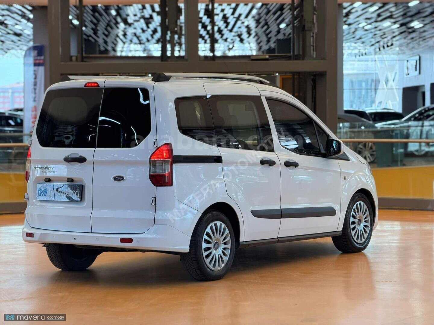 Tourneo Courier/2018 Model/ Değişensiz/170 Bin Km/ Özel Yapım 3