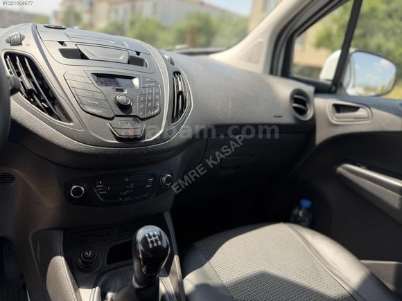 DEĞİŞENSİZ-KLİMALI-KOLTUKLU-CAMLI-ÇOK BAKIMLI-FORD COURİER