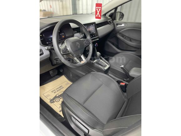 Sahibinden Renault Clio 1.0 TCe Evolution 2025 Model 