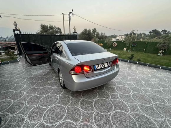 Sahibinden Honda Civic 1.6i VTEC Elegance 2009 Model 