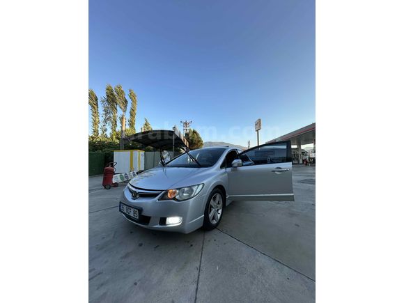 Sahibinden Honda Civic 1.6i VTEC Elegance 2009 Model 