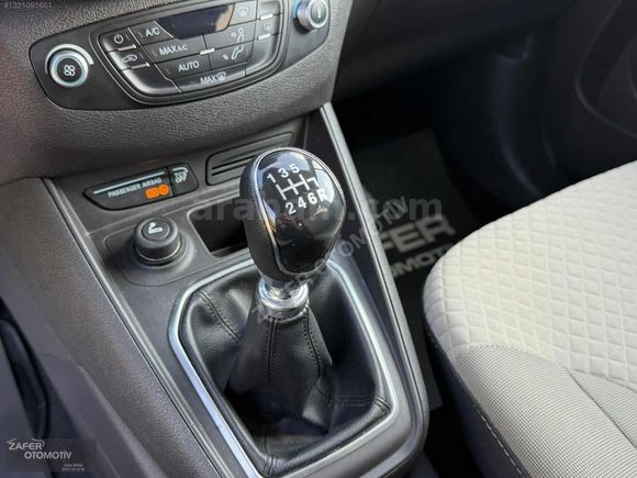 ZAFERDEN 2023 HATASIZ FORD COURİER 1.0 ECOBOOST TİTANİUM