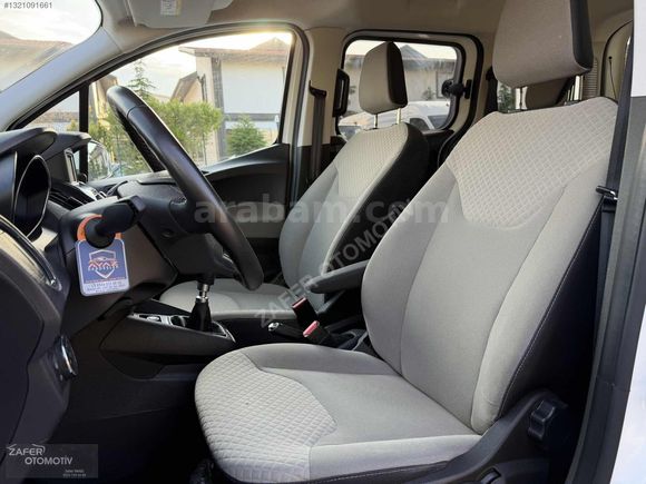 ZAFERDEN 2023 HATASIZ FORD COURİER 1.0 ECOBOOST TİTANİUM