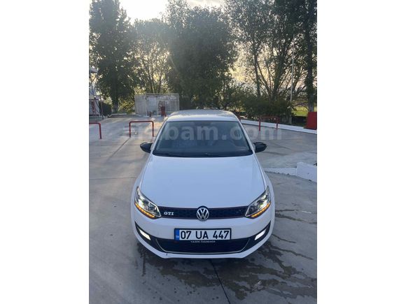 Sahibinden Volkswagen Polo 1.4 Comfortline 2011 Model  230.000 km Beyaz