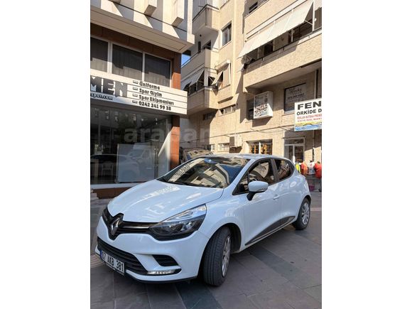 Sahibinden Renault Clio 0.9 TCe Joy 2020 Model 