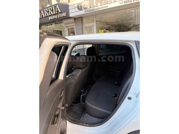 Sahibinden Renault Clio 0.9 TCe Joy 2020 Model 