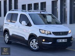 ...BMA AUTO...HATASIZ BOYASIZ TRAMERSİZ RİFTER CAM TAVANLI