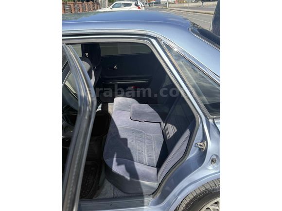 TR'DE TEK MAZDA 626 OTOMATİK VİTES ORJİNAL KMLİ 
