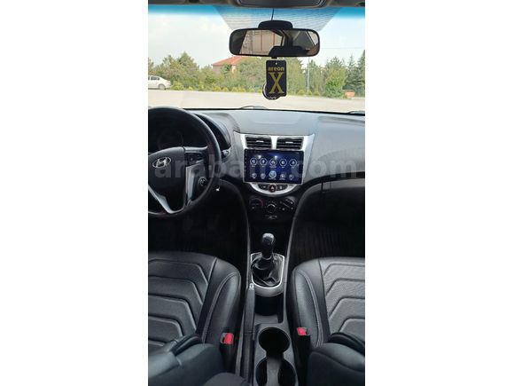 Sahibinden Hyundai Accent Blue 1.6 CRDI Mode Plus 2012 Model  165.100 km Beyaz