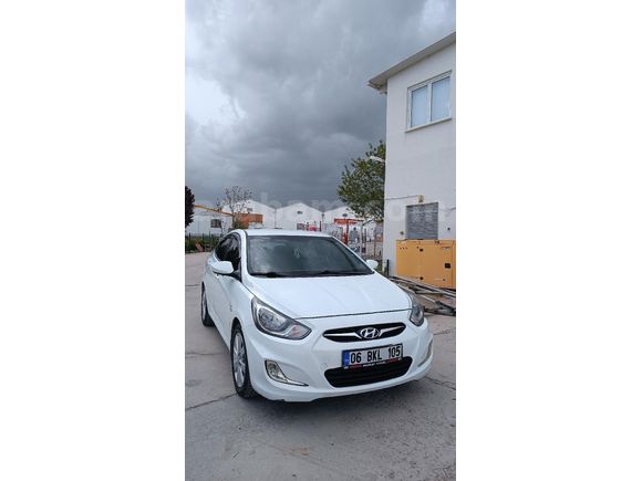 Sahibinden Hyundai Accent Blue 1.6 CRDI Mode Plus 2012 Model  165.100 km Beyaz
