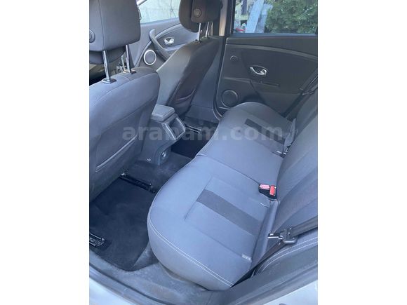 Sahibinden Renault Megane 1.5 dCi Dynamique 2010 Model 