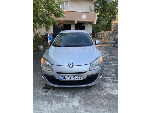 Sahibinden Renault Megane 1.5 dCi Dynamique 2010 Model 
