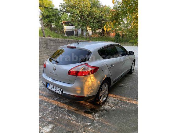Sahibinden Renault Megane 1.5 dCi Dynamique 2010 Model 