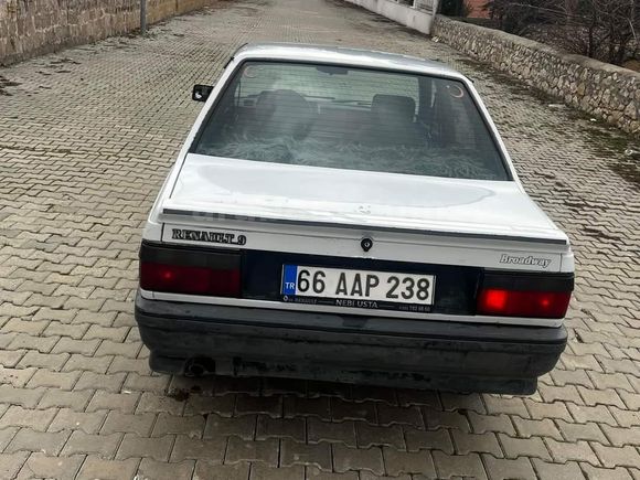 Sahibinden Renault R 9 1.4 Broadway 1994 Model