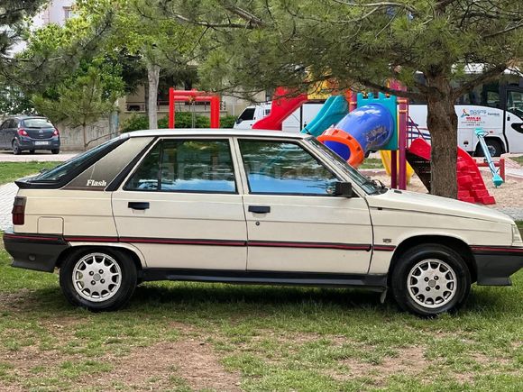 Sahibinden Renault R 11 GTE 1990 Model