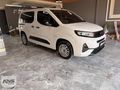 KNS AUTO'DAN 2025 OPEL COMBO 1.5D OTOMATİK ESSENTİAL