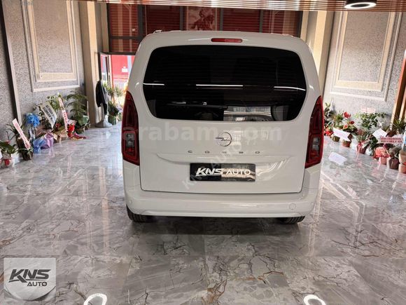 KNS AUTO'DAN 2025 OPEL COMBO 1.5D OTOMATİK ESSENTİAL