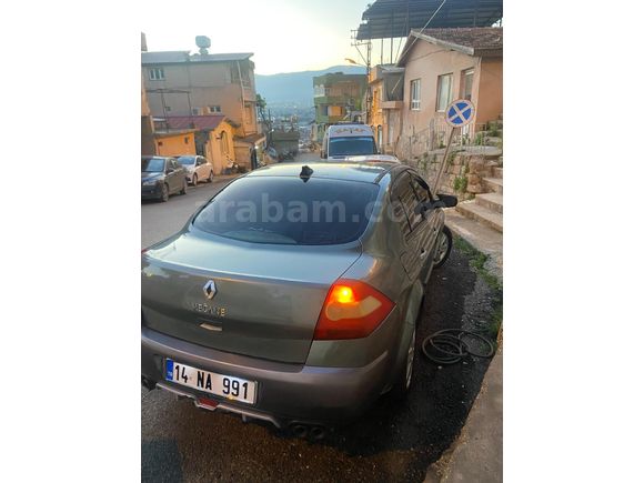 Sahibinden Renault Megane 1.5 dCi Dynamique 2006 Model