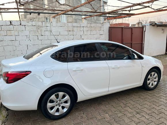 Sahibinden Opel Astra 1.6 Edition 2017 Model  87500 km Beyaz
