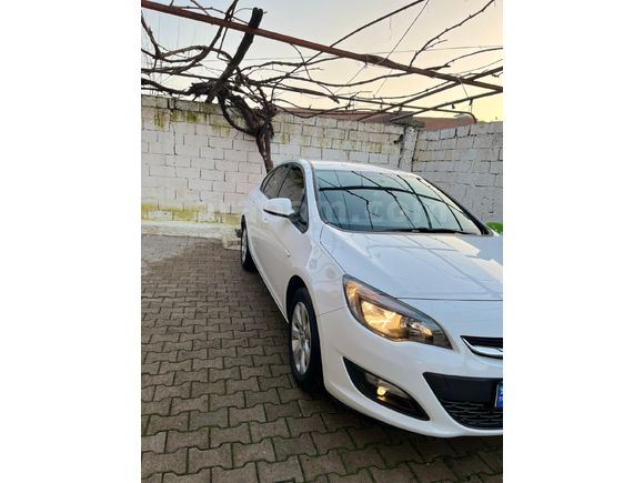 Sahibinden Opel Astra 1.6 Edition 2017 Model  87500 km Beyaz