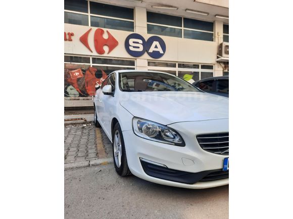 Sahibinden Volvo S60 1.6 D Premium 2015 Model