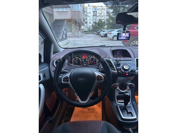 Sahibinden Ford Fiesta 1.4 Titanium X 2012 Model 