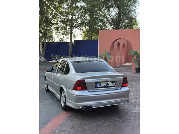 Sahibinden Opel Vectra 2.0 CDX 2001 Model 