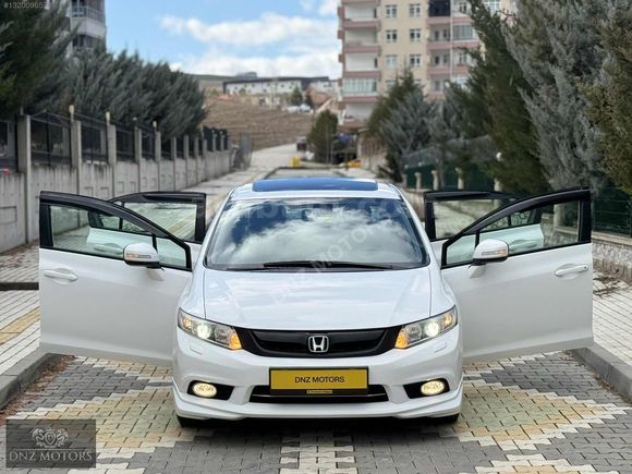TR'TK 2015 FB7 CİVİC 36.500KM OTOMATK FUL Y.SRVS SUNROF/NAVİGSYN