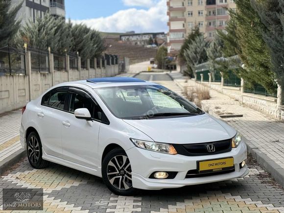 TR'TK 2015 FB7 CİVİC 36.500KM OTOMATK FUL Y.SRVS SUNROF/NAVİGSYN