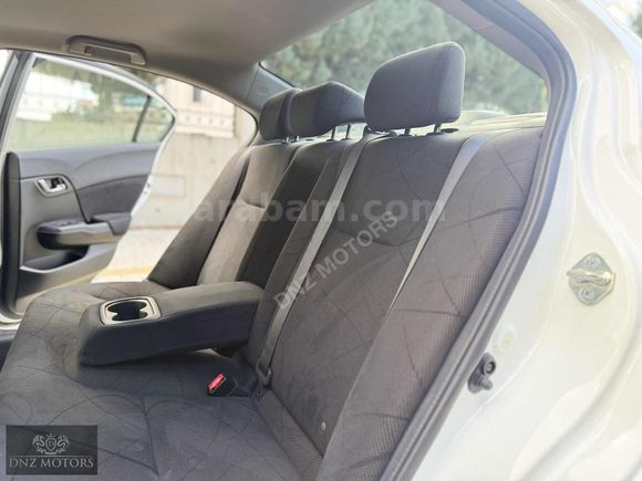 TR'TK 2015 FB7 CİVİC 36.500KM OTOMATK FUL Y.SRVS SUNROF/NAVİGSYN