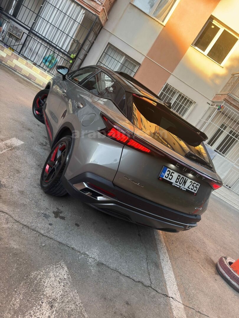 Sahibinden Chery Omoda 5 1.6 T-GDI Excellent 2023 Model İzmir 106.000 km Gri (titanyum) 2