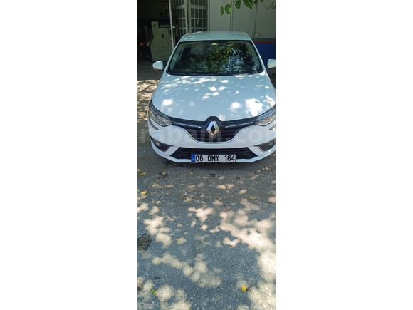 Sahibinden Renault Megane 1.5 dCi Touch 2017 Model  352.000 km Beyaz