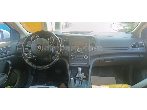 Sahibinden Renault Megane 1.5 dCi Touch 2017 Model  352.000 km Beyaz