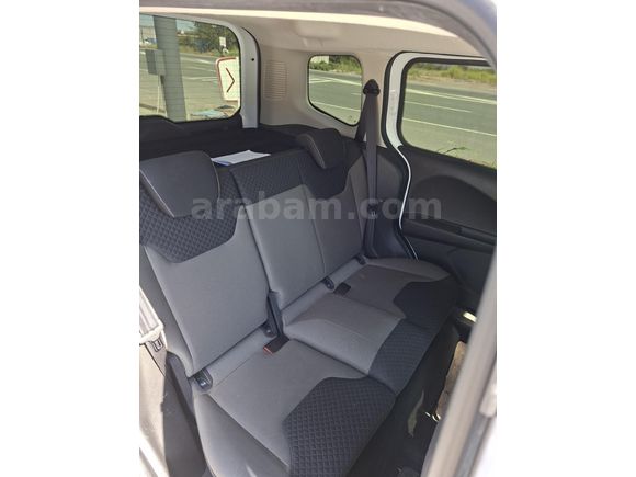 Sahibinden Ford Transit Courier 1.5 TDCi Deluxe 2023 Model