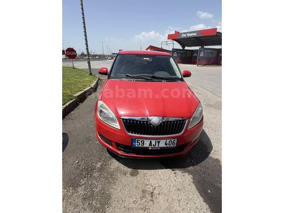 Sahibinden Skoda Fabia 1.4 Ambiente Dynamic 2011 Model 
