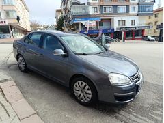 Sahibinden Volkswagen Jetta 1.6 Primeline 2010 Model  68.000 km Füme