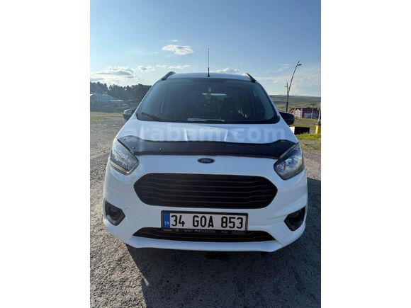 Sahibinden Ford Tourneo Courier 1.5 TDCi Delux 2023 Model Kars 90.000 km Beyaz