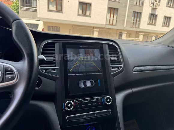 MVG AUTO' DAN-DEĞİŞENSİZ-BOYASIZ- MEGANE-1.5.DCI-TESLA EKRAN
