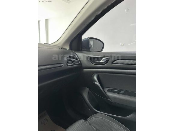 MVG AUTO' DAN-DEĞİŞENSİZ-BOYASIZ- MEGANE-1.5.DCI-TESLA EKRAN