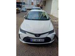 Sahibinden Toyota Corolla 1.5 Dream 2021 Model  52.000 km Beyaz