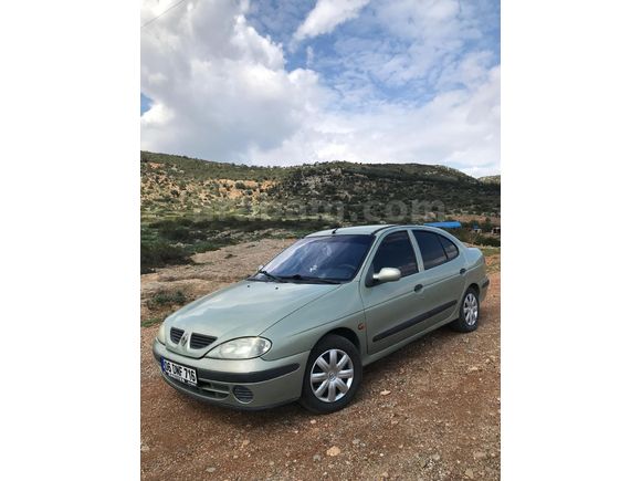 HATASIZ MEGANE 1l