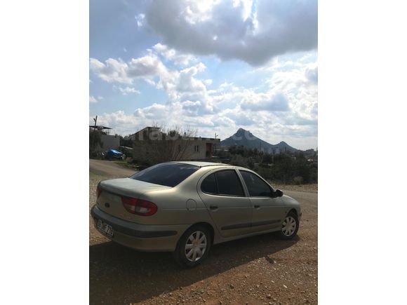 HATASIZ MEGANE 1l